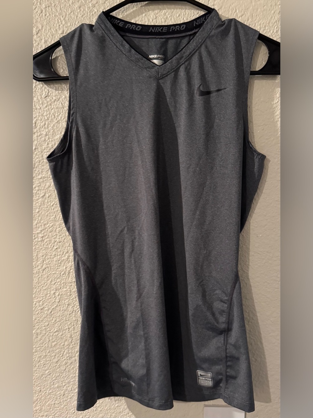 Nike Women’s Sleeveless Training Tank Top - Charcoal Gray
